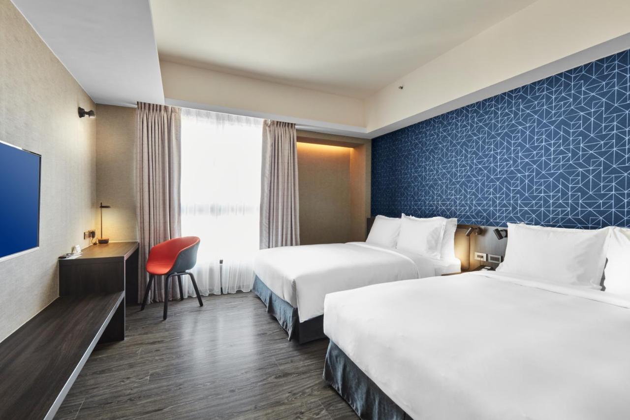 Holiday Inn Express Kaohsiung Love River By Ihg Екстериор снимка